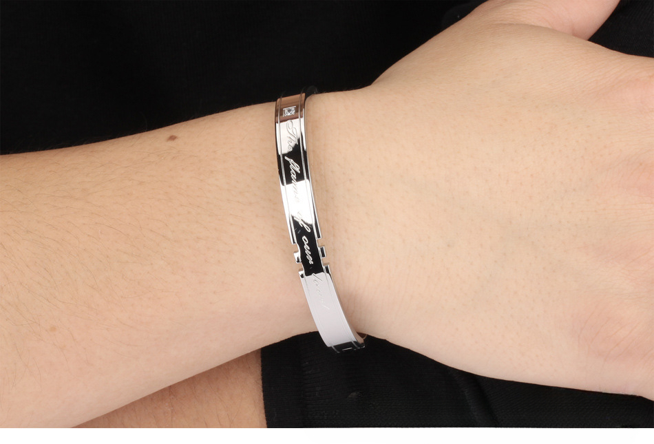 Bracciali di coppia alla moda per uomo e donna in acciaio_voghion.com