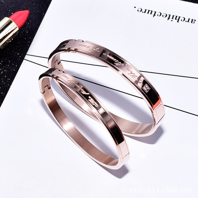 Braccialetti di tendenza per coppie di studenti, un paio di regali di compleanno per uomo e donna, braccialetti in acciaio al titanio con incisione_voghion.com