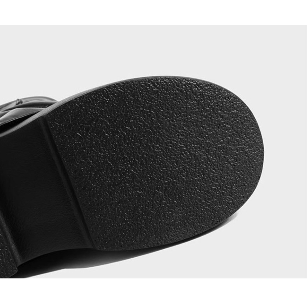 Pantaloncini da donna autunno/inverno 2025 con fibbia e cerniera laterale, stile hot girl alla moda e alla moda, design rialzato con suola spessa._voghion.com