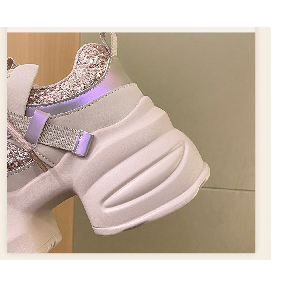 Schuhe für neue Mütter im Herbst/Winter 2025, trendiger Stil, dicke Sohlen für mehr Körpergröße, vielseitiges, elegantes und lässiges Paillettendesign._voghion.com