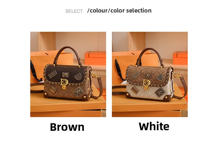 Luxe retro schoudertas voor dames met opvallende badge_voghion.com