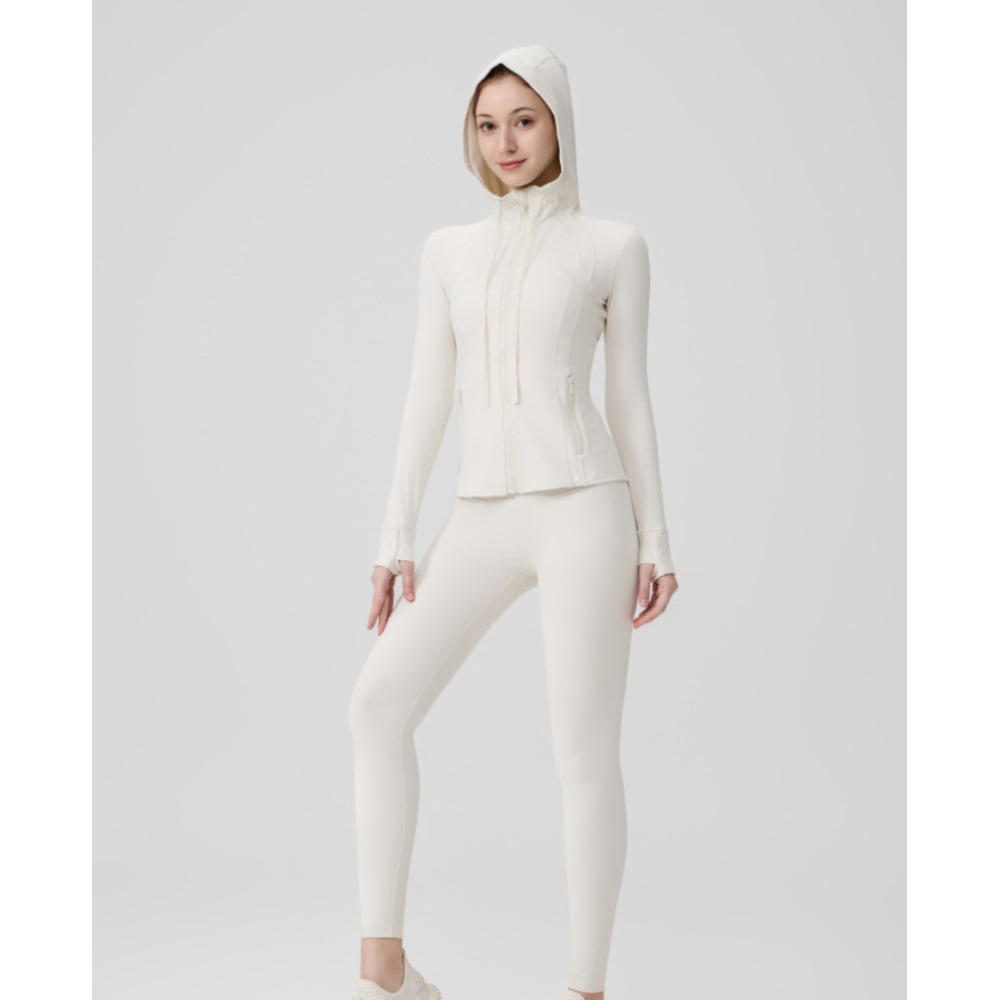 Dames yoga-outfit met capuchon, bestaande uit een 9-punts legging en een slim fit jasje, casual sportkleding voor workouts en dagelijks gebruik._voghion.com