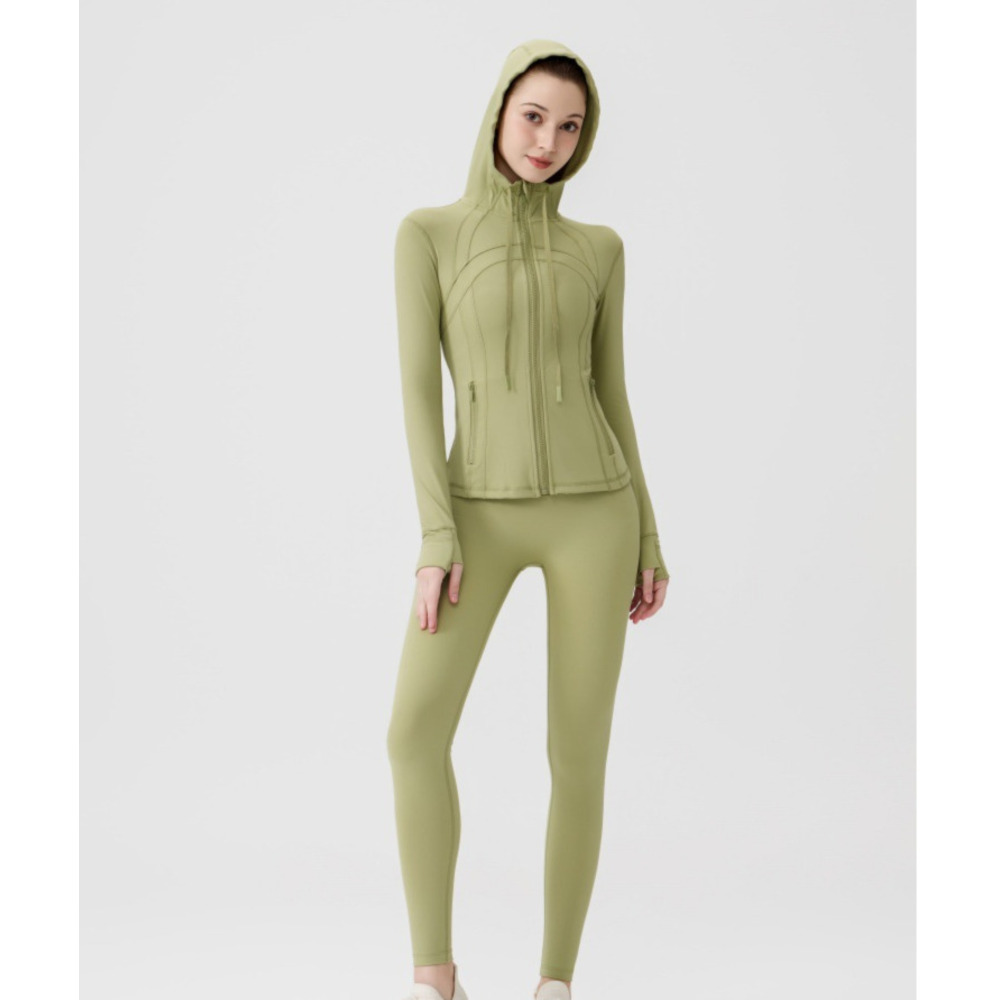 Dames yoga-outfit met capuchon, bestaande uit een 9-punts legging en een slim fit jasje, casual sportkleding voor workouts en dagelijks gebruik._voghion.com