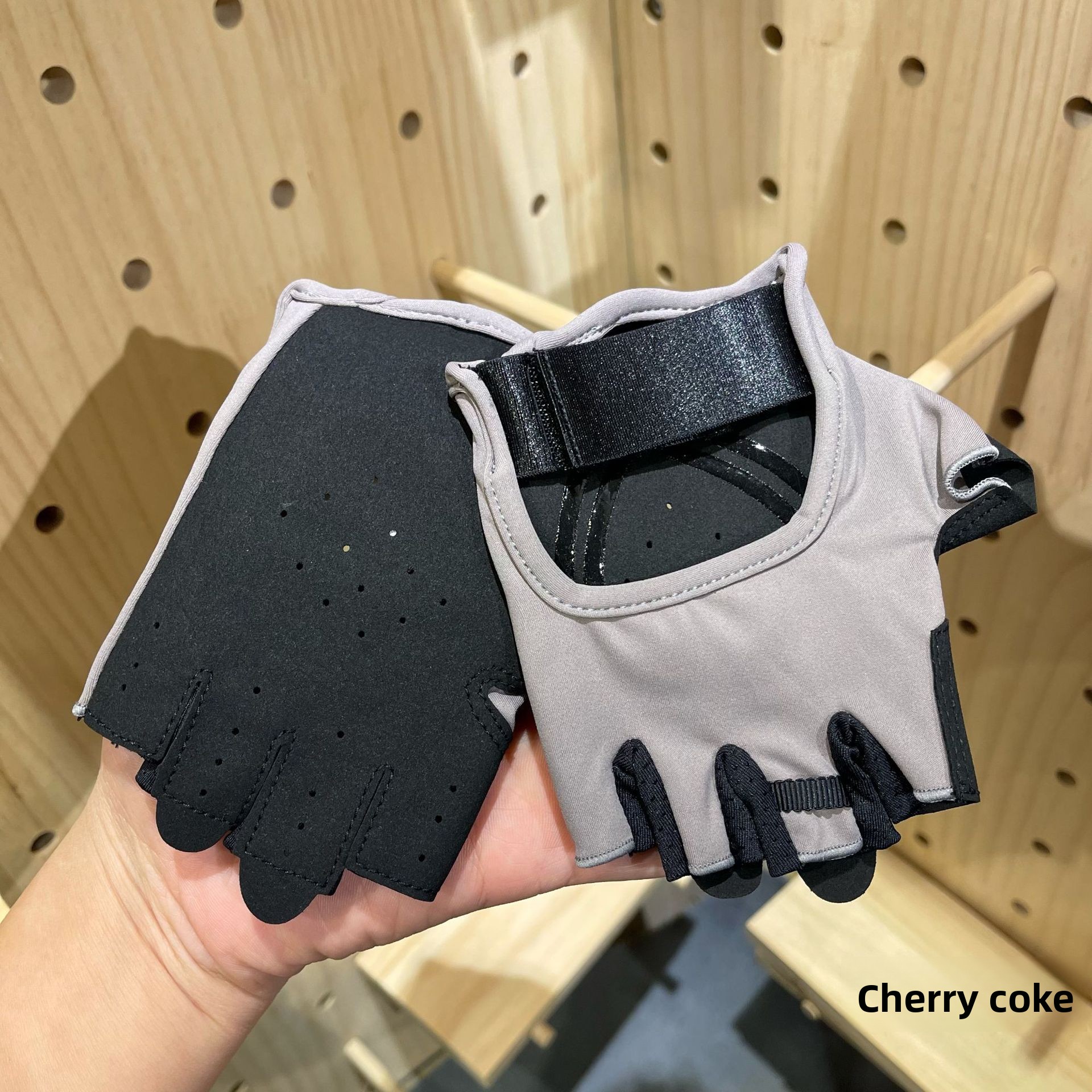 sports Outdoor Training Yoga Gloves, Women's Cycling Fitness Non Slip Gloves_voghion.com