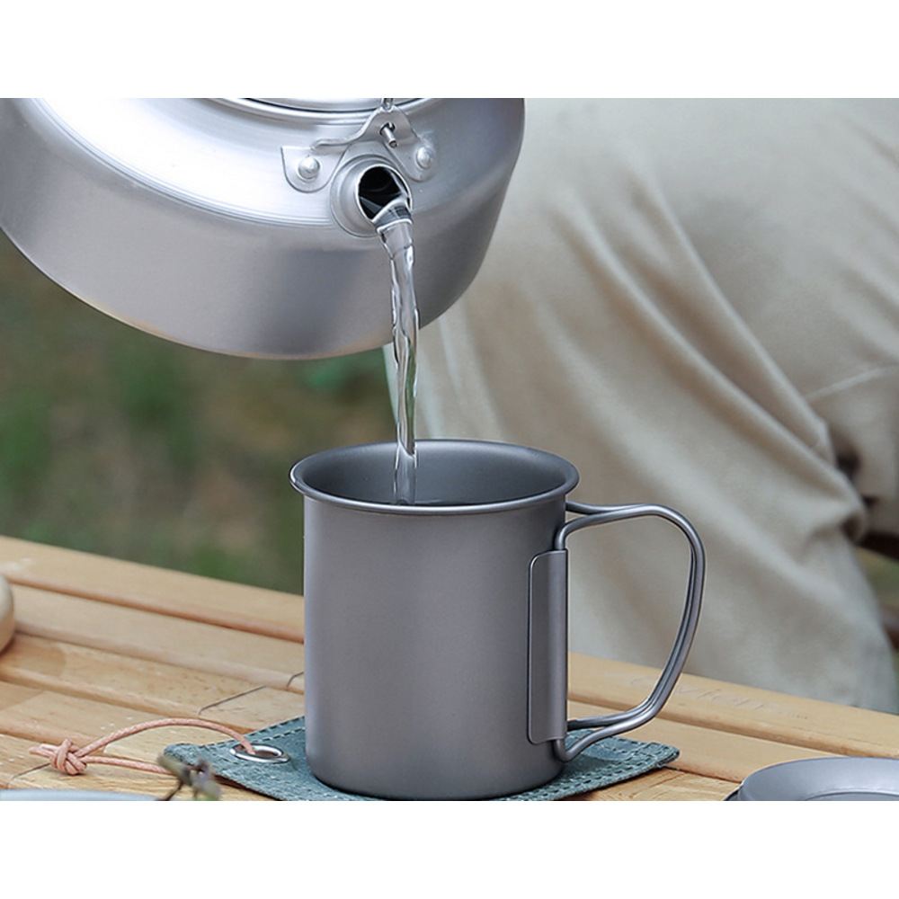 Ultralight Titanium Camping Mug With Lid And Foldable Handle_voghion.com