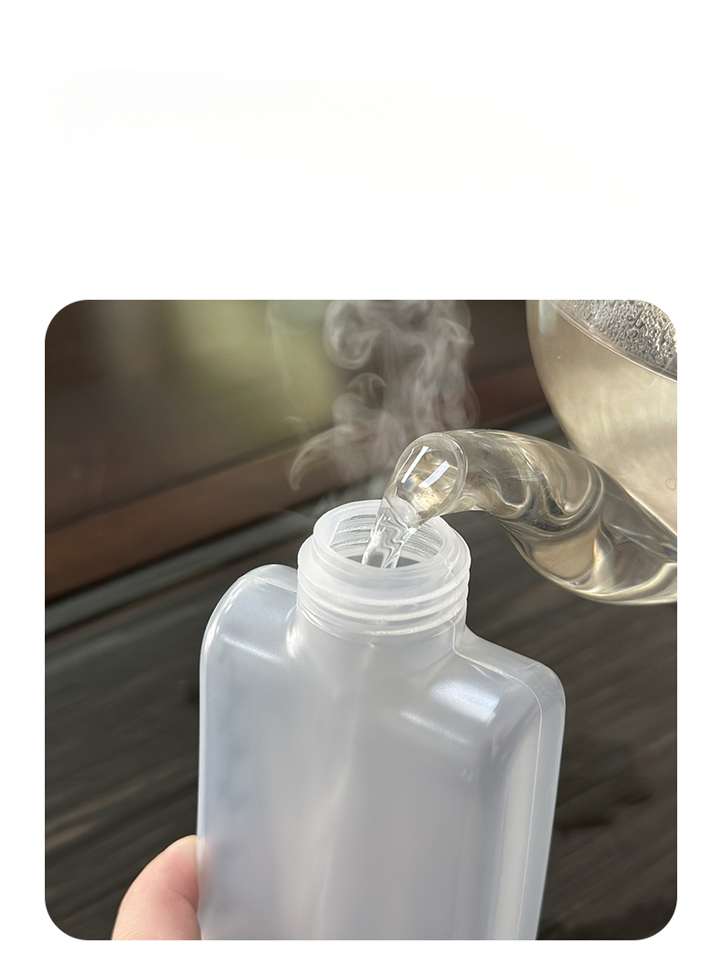 Gebogene tragbare Squeeze-Fitness-Sportflasche in Lebensmittelqualität für den Laufmarathon, eng anliegende, unsichtbare Gürteltasche, Wasserbecher_voghion.com