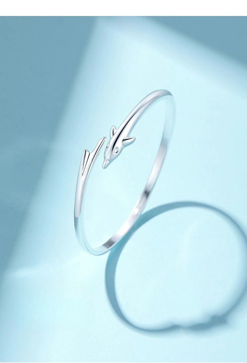 Bracciale a catena con delfino in argento per donna e ragazza_voghion.com