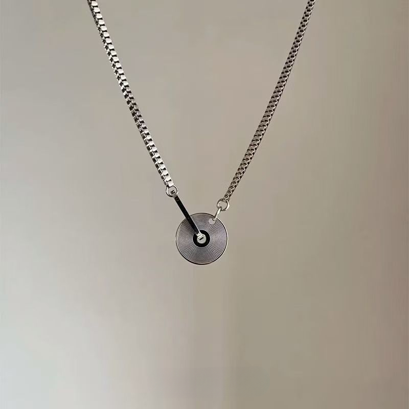 Collar hip hop disco de vinilo unisex cadena tono plata elegante_voghion.com