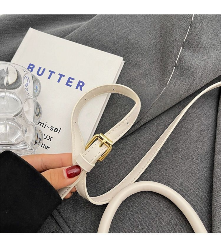 This Year's Trendy Niche Design 2024 New Women's Crossbody Fashionable Super Popular Handheld Small Square Bags_voghion.com