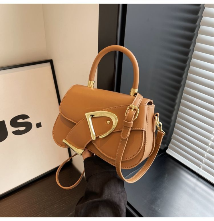 This Year's Trendy Niche Design 2024 New Women's Crossbody Fashionable Super Popular Handheld Small Square Bags_voghion.com