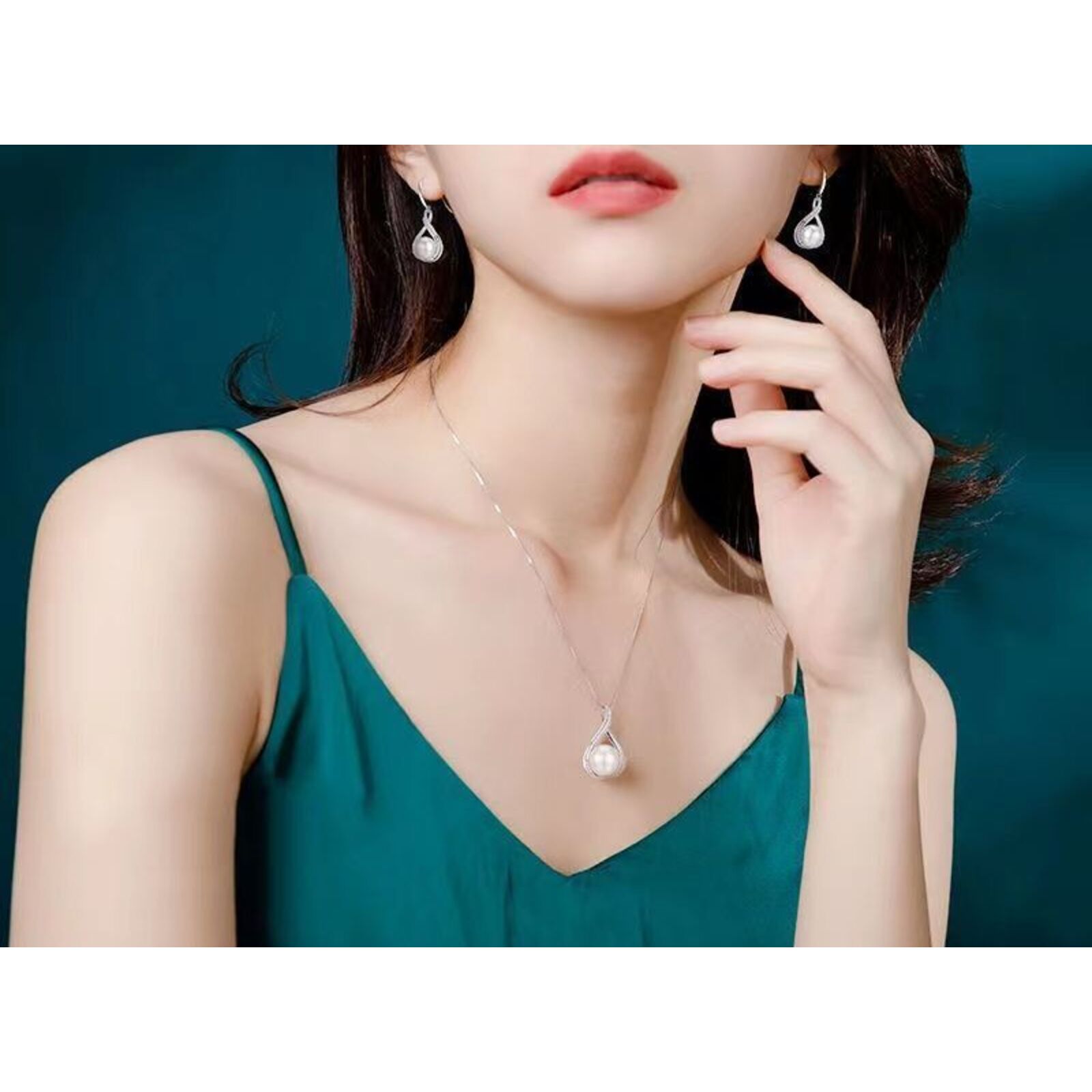 Elegant smykkesæt i 925 sølv med ferskvandsperler til kvinder_voghion.com