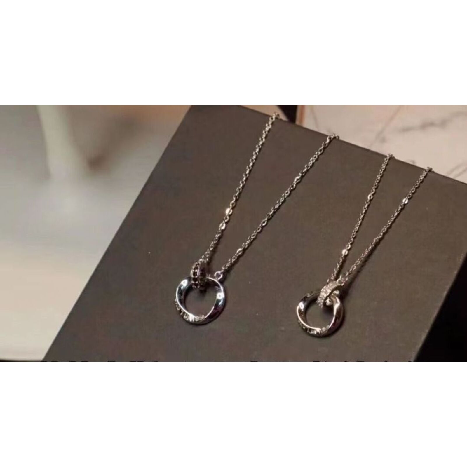 Mobius Loop Interlocking Couple S925 Silver Necklace Light Luxury Trendy Niche Friend Gift For Boyfriend And Girlfriend_voghion.com