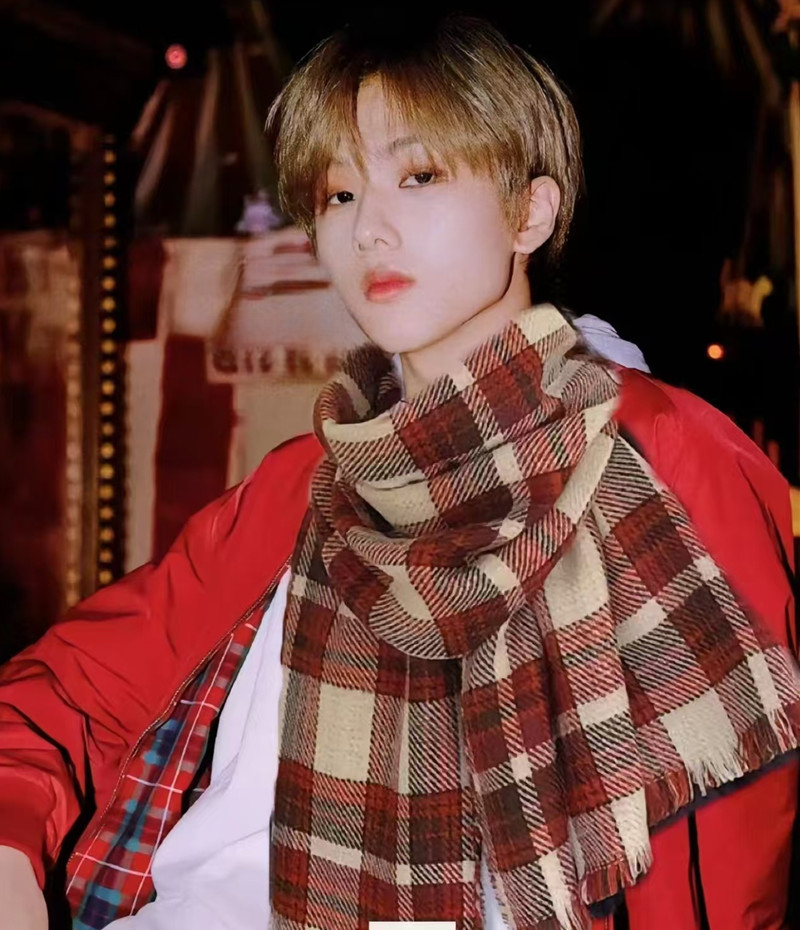 Sciarpa scaldacollo rossa di alta qualità in maglia invernale da donna, stile scozzese, versione coreana, versatile e natalizia_voghion.com