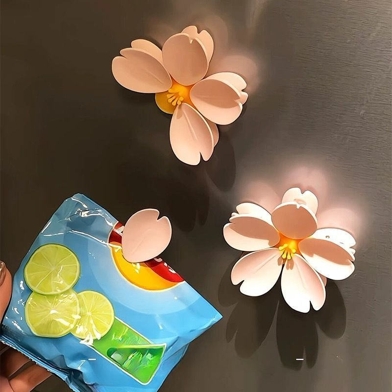 Nuova clip magnetica a forma di petalo di fiore di ciliegio, clip per sigillare snack in casa, decorazione creativa per il frigorifero_voghion.com