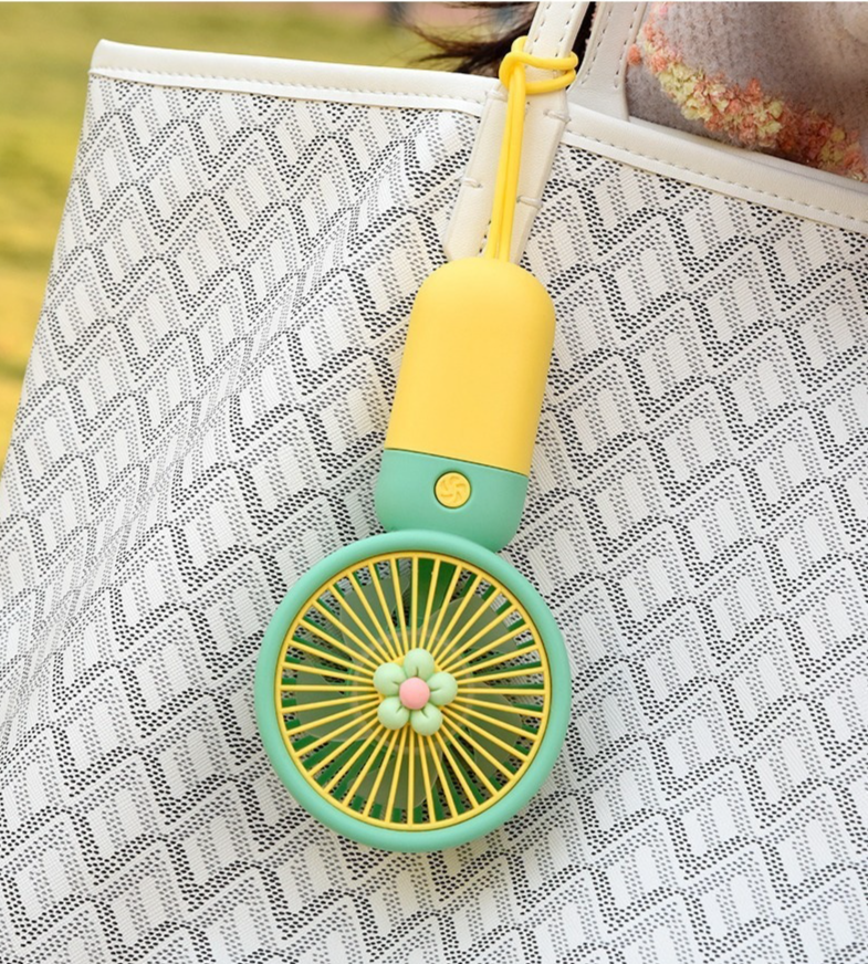 Mini ventilatore portatile USB multifunzione per studenti, piccolo, pratico, fresco e carino per tutta l'estate_voghion.com
