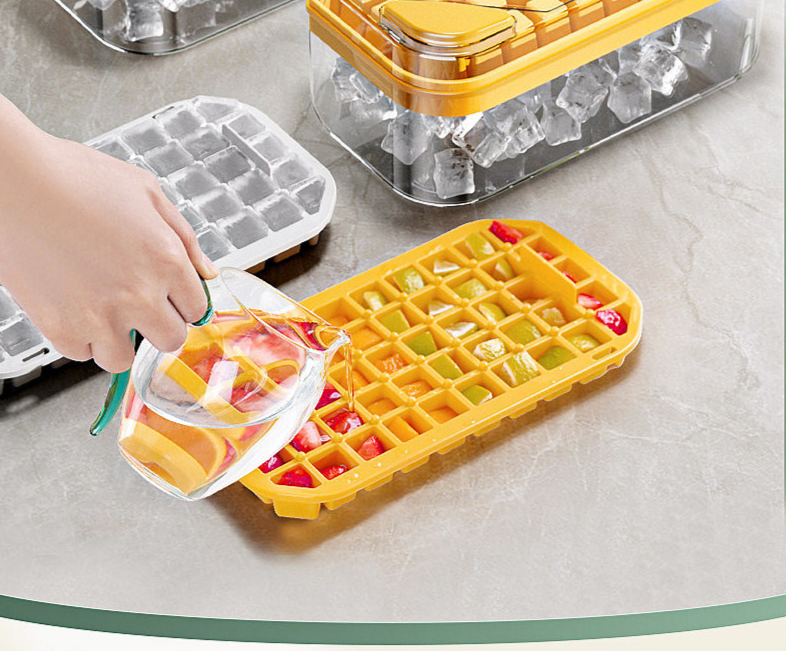 Ice Cube Tray With Lid For Freezer Large Capacity Mould Container_voghion.com