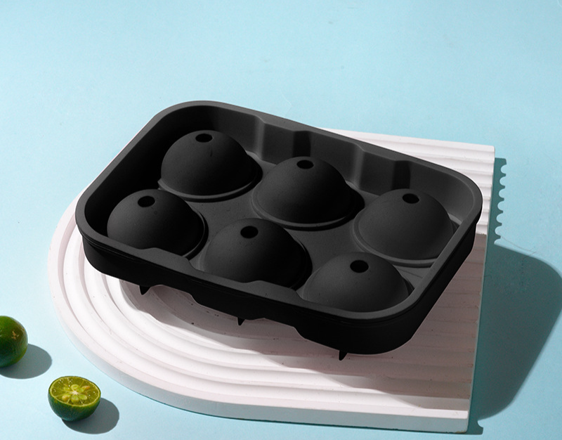 Silicone Ice Cube Tray With Lid For Kitchen Household Use_voghion.com