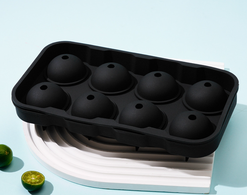Silicone Ice Cube Tray With Lid For Kitchen Household Use_voghion.com