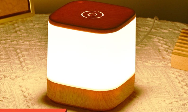 Luce notturna led per bambini con protezione occhi da comodino_voghion.com