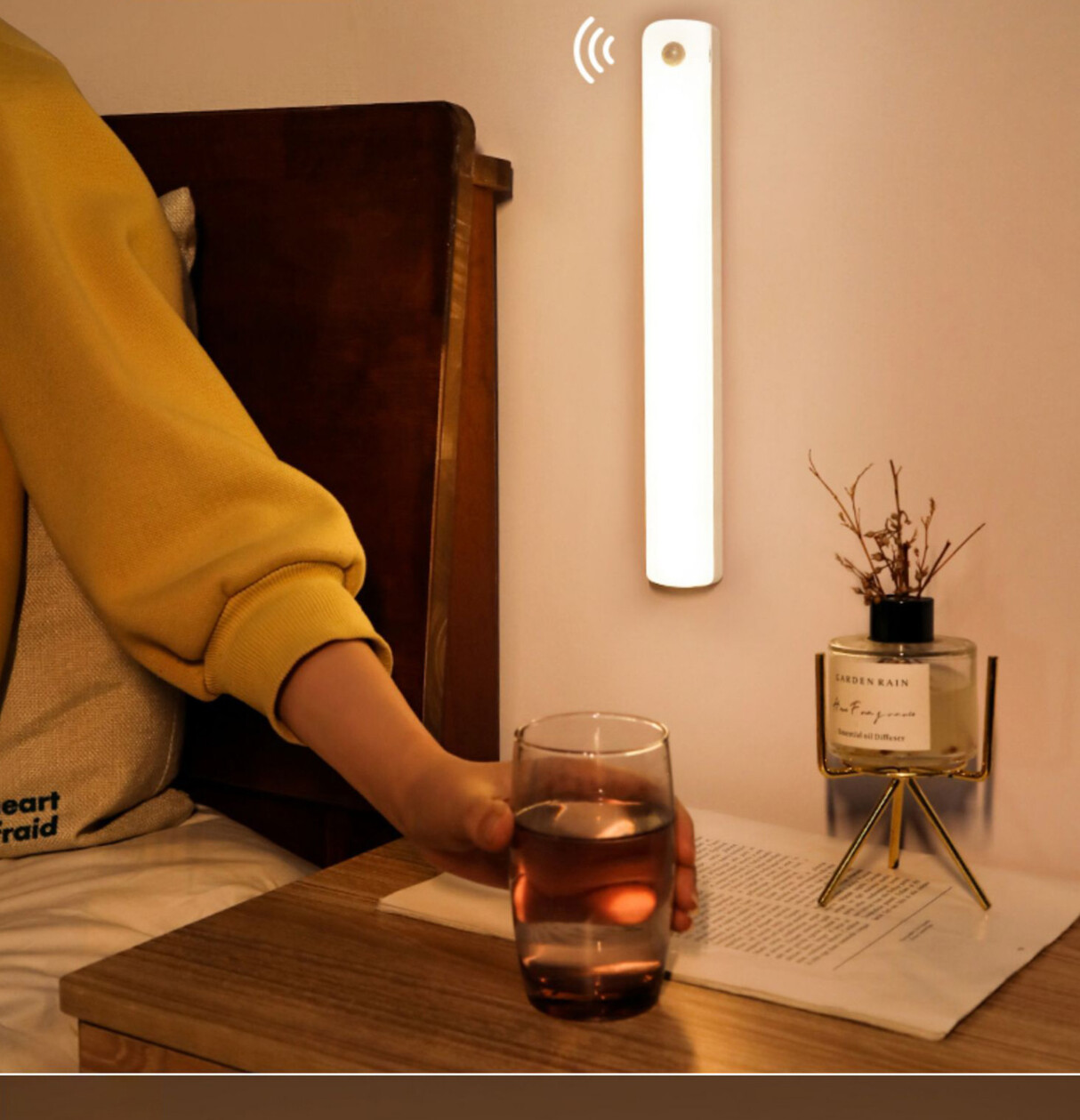 Scala con sensore di movimento intelligente, suono e controllo automatici, armadio, ricarica wireless notturna, luce notturna a LED_voghion.com