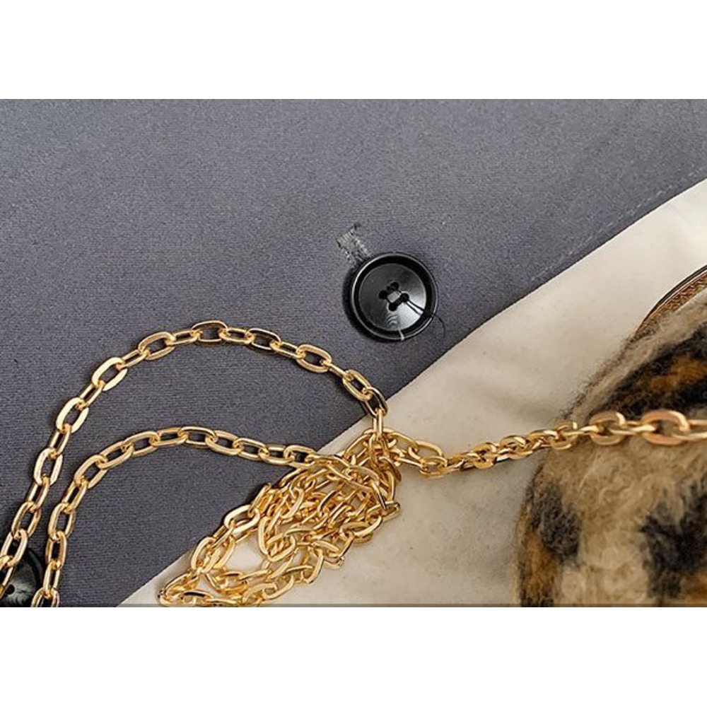 Small Round Leopard Print Crossbody Bag With Diamond Chain Handle_voghion.com