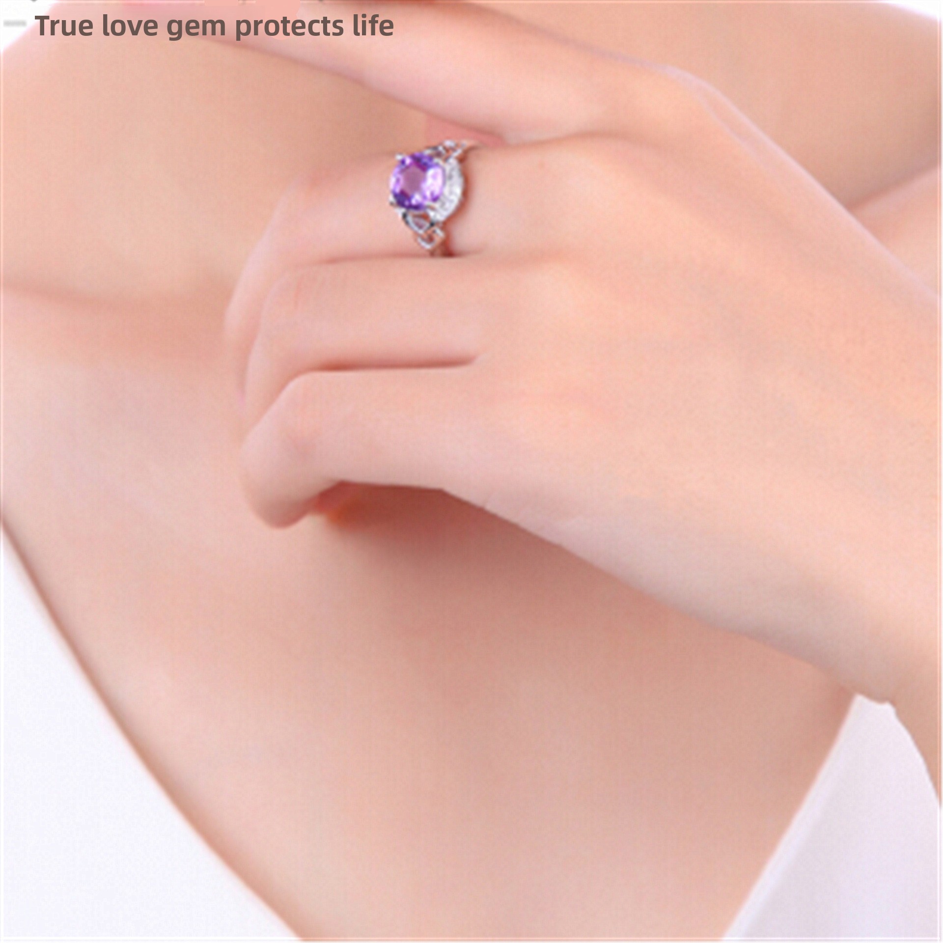 Designer ring voor dames met paarse amethist en zirkonia_voghion.com