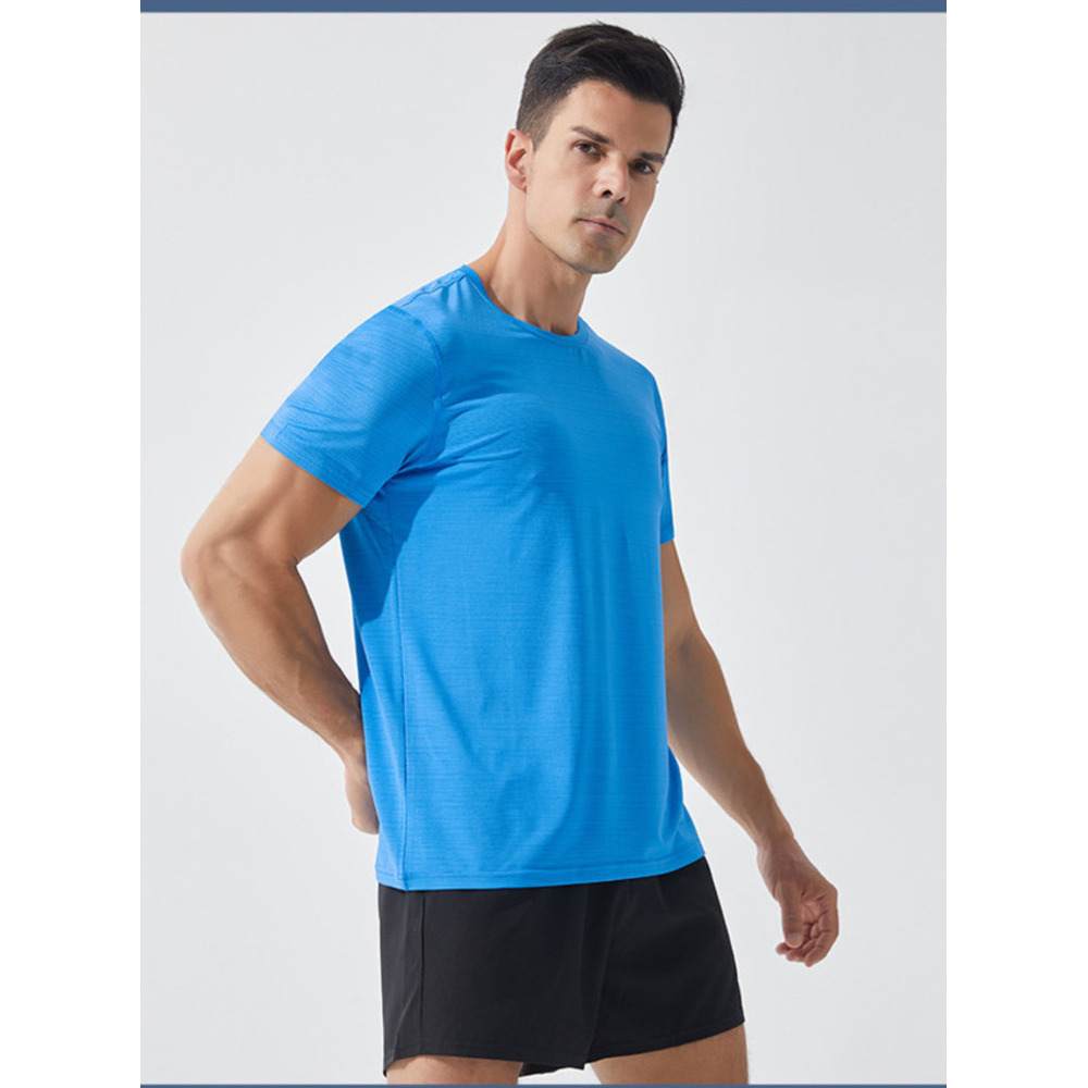 Camiseta masculina folgada de manga curta, secagem rápida, elástica e respirável, ideal para corrida, maratona, fitness e academia.
_voghion.com