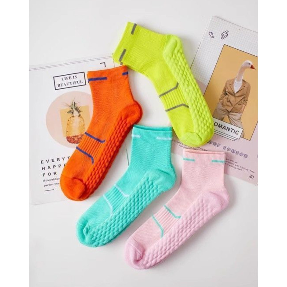 Antibacterial Professional Running Mid-calf Socks With Massage Sole_voghion.com