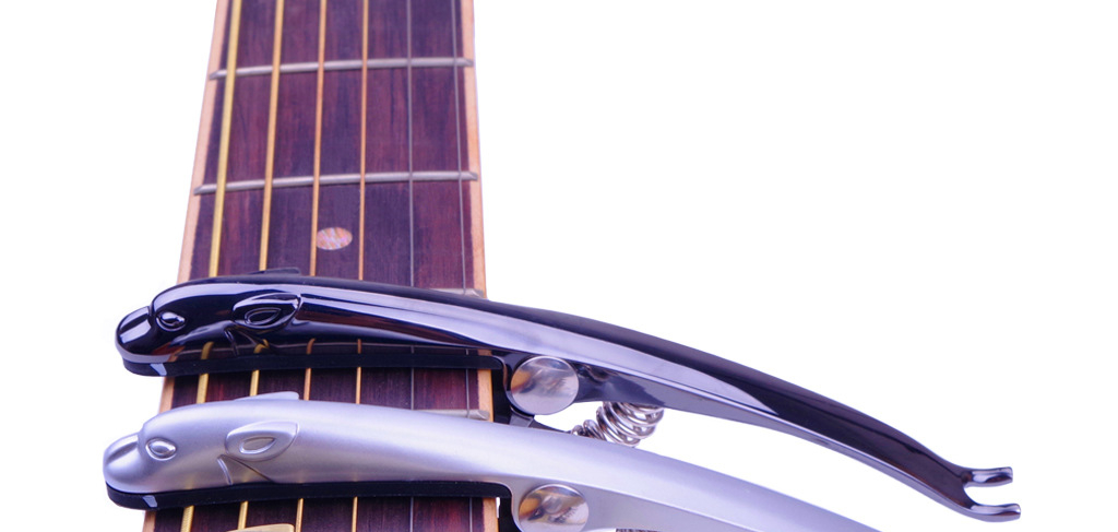 Accessori per chitarra ukulele elettrica Jaguar Folk: capotasto per accordatura_voghion.com