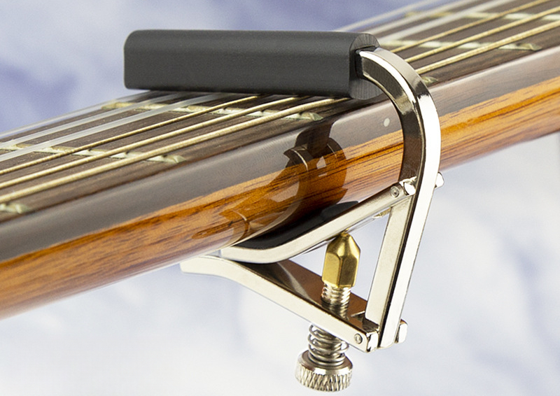 Capotasto in metallo Alice A007V-C per chitarra - Accessori speciali per chitarre classiche_voghion.com