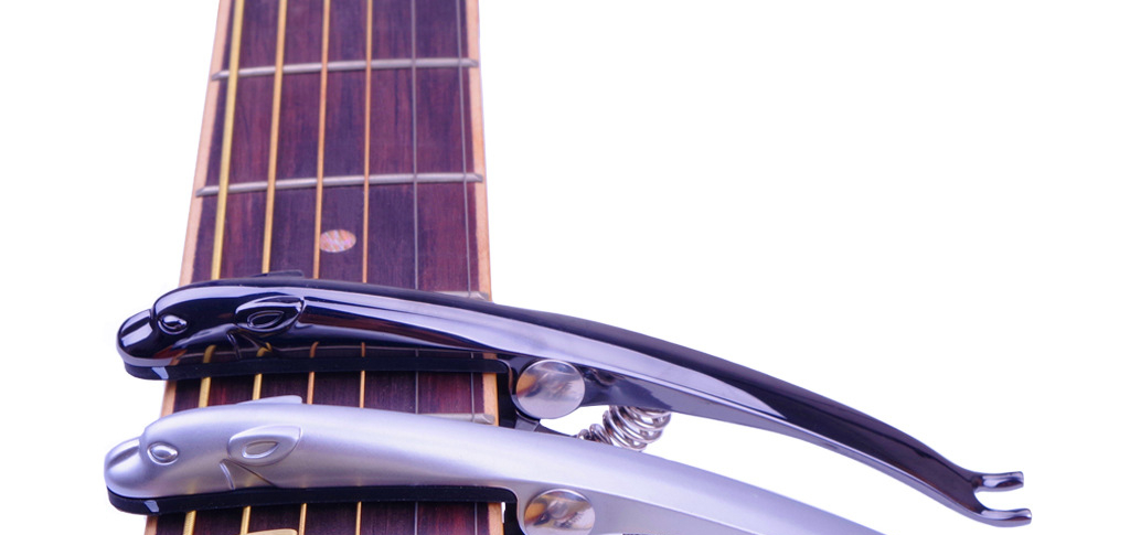 Accessori per chitarra ukulele elettrica Jaguar Folk: capotasto per accordatura_voghion.com