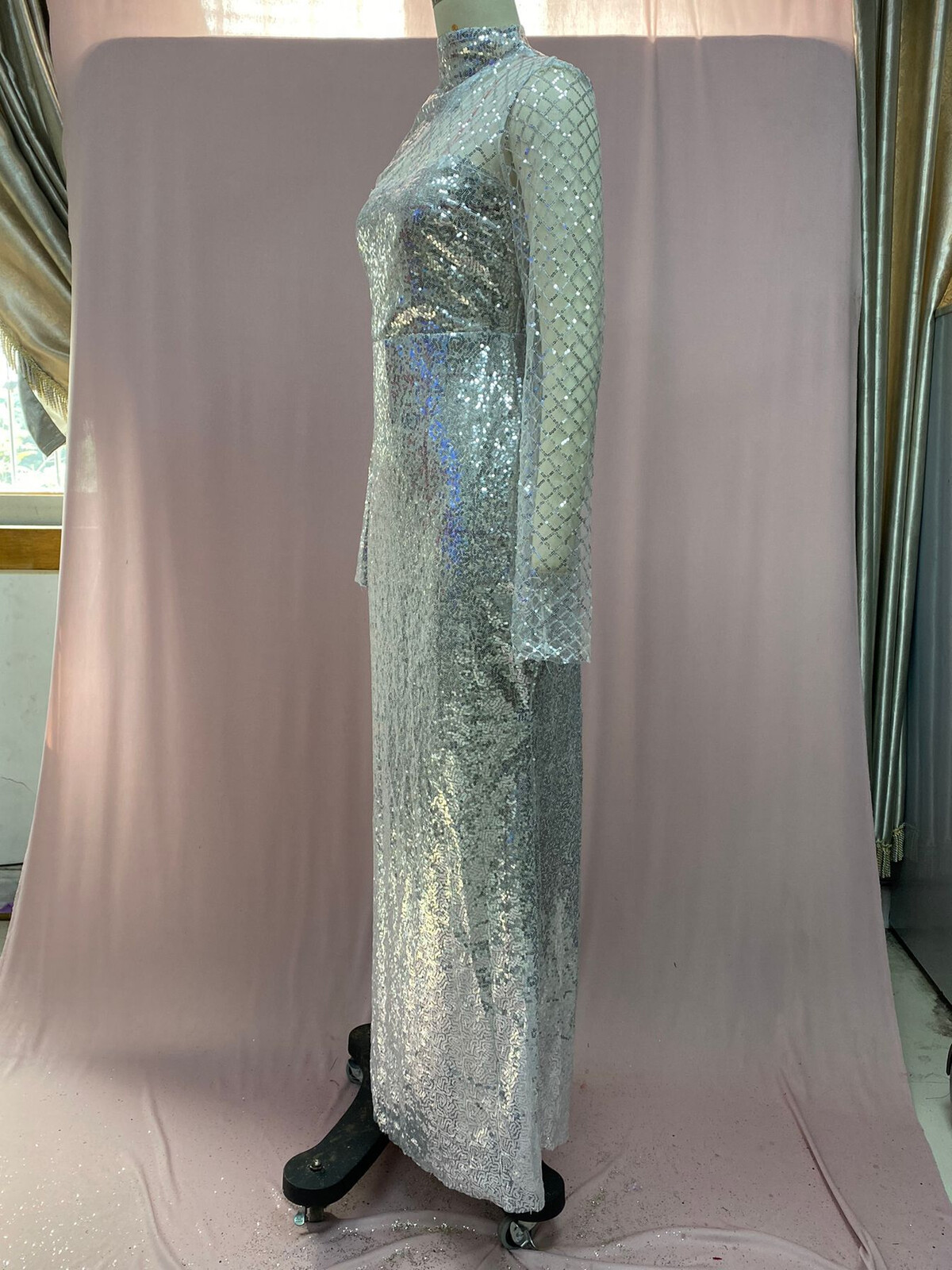 Voya Women's New Style Brand Hollow Out Off-Shoulder European And American Round Neck Slim Fit Elegant S-Line Sequin Dress_ecoleips.com