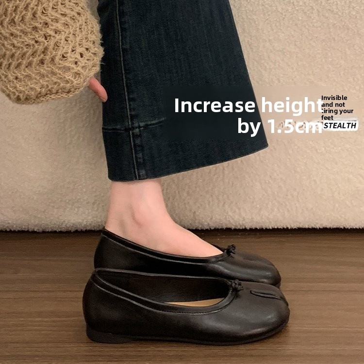 Flache Damenschuhe, Frühjahr/Herbst 2026, hufeisenförmige Zehentrenner mit Daumenmulde, rot_voghion.com