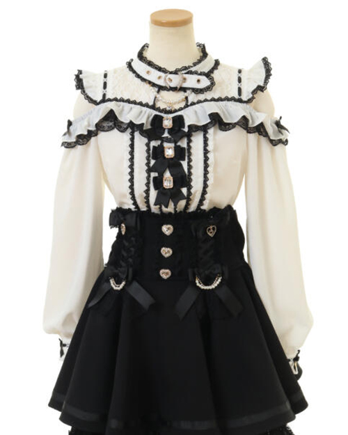 Camicia donna in pizzo con spalle scoperte e triplo fiocco_voghion.com
