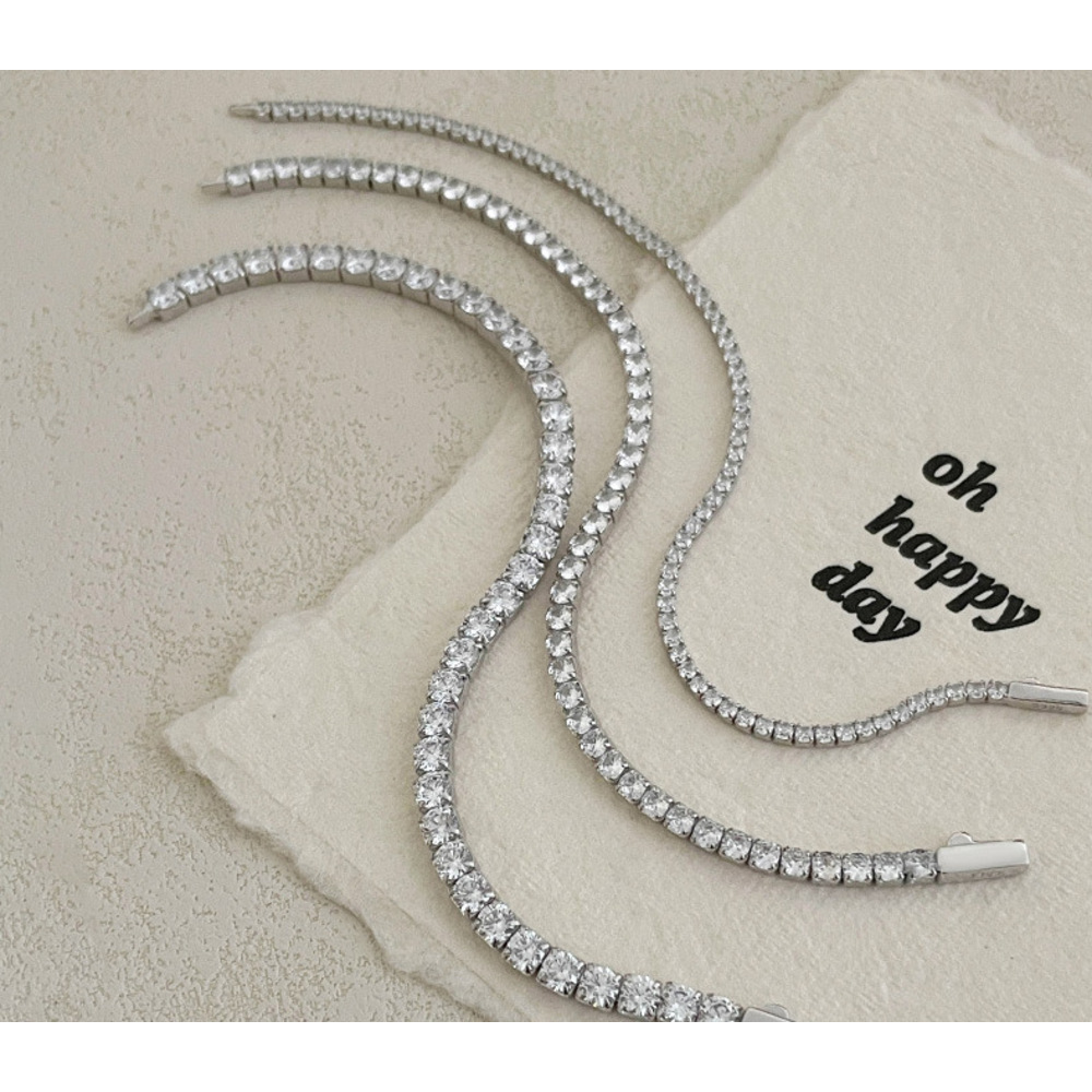 Tennis Bracelet In 925 Sterling Silver With Full Diamond Setting_voghion.com